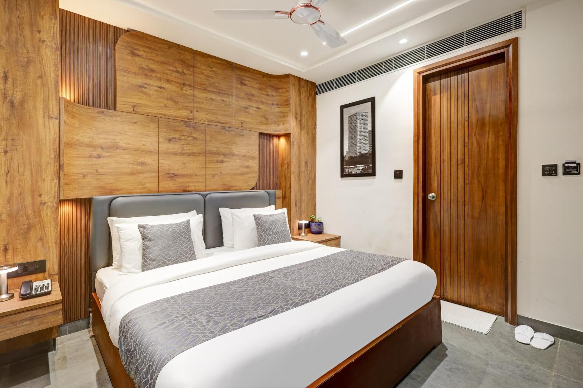 The Tyche New Delhi - Traveller'S Choice Award Winner 2025 Luaran gambar